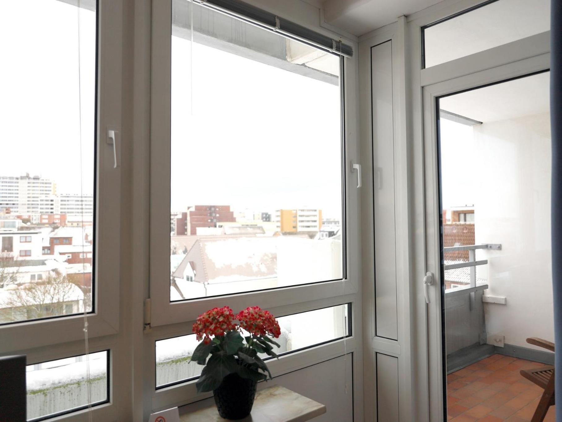 Im Zentrum Von Gelegene Mit Westbalkon Und Schoenem Ausblick Westerland