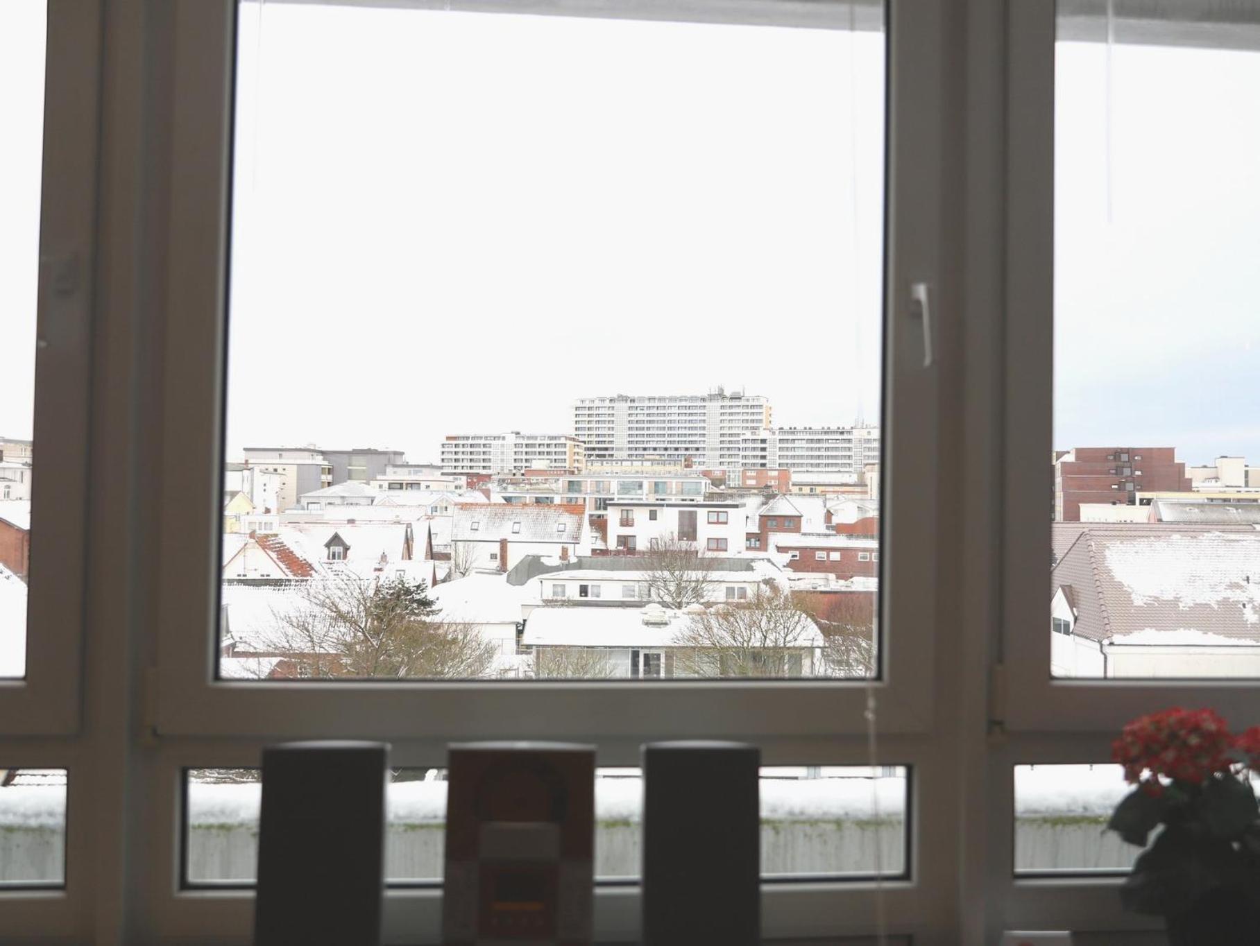 Im Zentrum Von Gelegene Mit Westbalkon Und Schoenem Ausblick Westerland