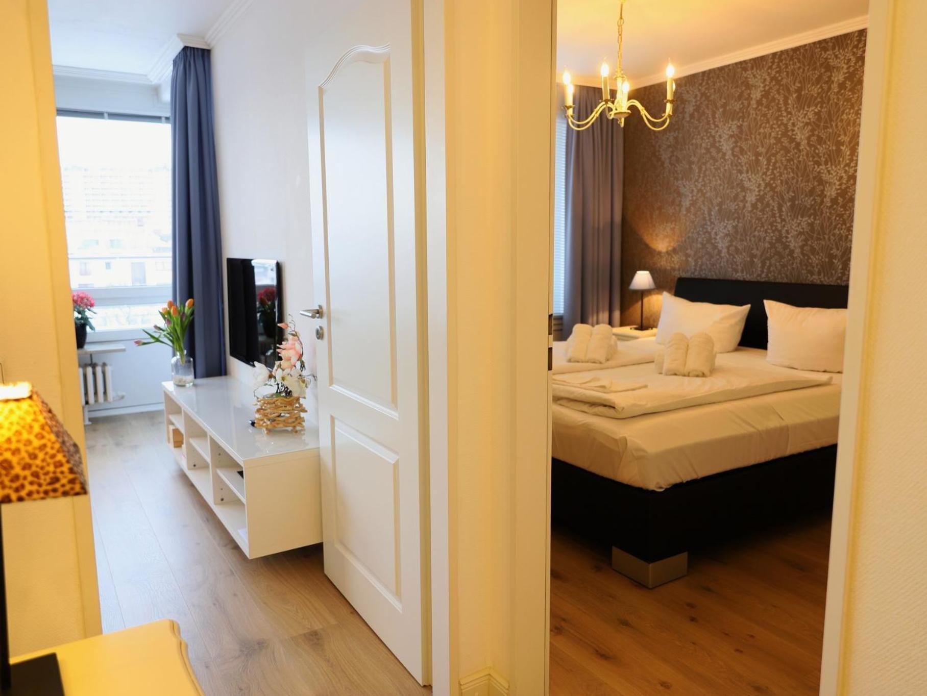 Apartment Im Zentrum Von Gelegene Mit Westbalkon Und Schoenem Ausblick